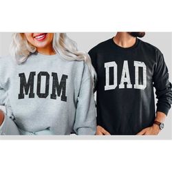 Mom and Dad Crewnecks, Mom and Dad Sweatshirts, Dad Sweatshirt, Dad Shirt, Dad Crewneck, Matching Mom and Dad Shirts, Mo