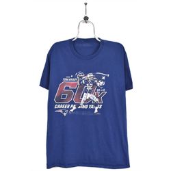 Vintage New England Patriots shirt, 90s streetwear NFL USA American football Tom Brady short sleeve crewneck blue graphi