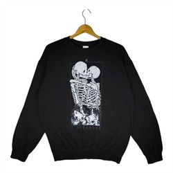 The Lovers Sweatshirt Kissing Skeleton Crewneck Sweatshirt