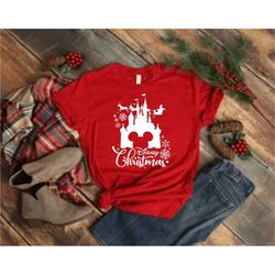 Christmas tee, Disney World.Disney Tshirt. Disney Tee. Disney 2022. dog Lover, Woman's Shirts. Disney heart,Winnie Shirt