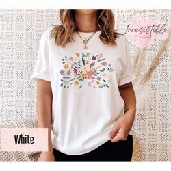 Summer Flowers Arrangement T-shirt, Colorful Wildflower Shirt, Flower Lovers Shirt, Flower Gift For Valentine, Gardening