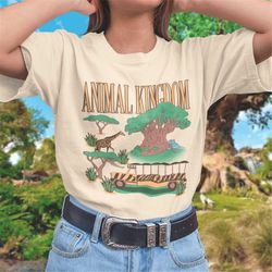 Animal Kingdom Graphic Style T-Shirt