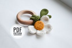 Daisy crochet pattern flower baby rattle easy patterns amigurumi free