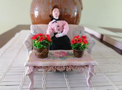 flowers for the doll house. puppet miniature. 1:12. range.