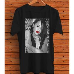 Aaliyah Red Lipstick Graphic T-Shirt