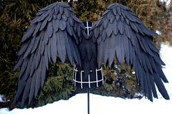Large black movable wings for Halloween, Cosplay Costume/Raven wearable wings/photo props/devil/demon Halloween outfit