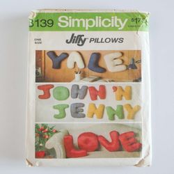 simplicity 8139 uncut (1977) jiffy alphabet pillows vintage sewing pattern