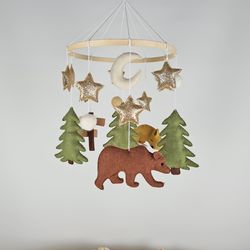 woodland baby crib mobile, forest animal nursery mobile, woodland nursery decor, baby shower gift, mobile with stars