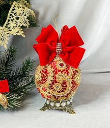 Christmas Red velvet personalised ball