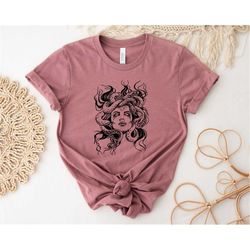 Medusa Snake Face,Goddess Medusa Shirt,Greek Mythology Shirt,Snakes Head Witch Shirts,Mythology Shirts,Witchy Woman Tshi