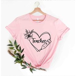 Teacher Heart T-shirt, Teacher Shirt, Teacher Gift, Teacher Life, Teacher Appreciation Tee, Cute Teacher Shirt, Kinderga