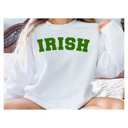Irish Day Sweatshirt, Happy go Lucky Shirt, St Patrick's Shirt, Saint Patrick's Shirt, Irish Day Shirt, Clover Shirt, Lu