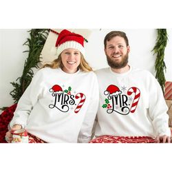Christmas Mr & Mrs Sweatshirt, Winter Wedding Shirt, 2022 Christmas Husband Wife Shirt, Matching Family Shirt, Christmas