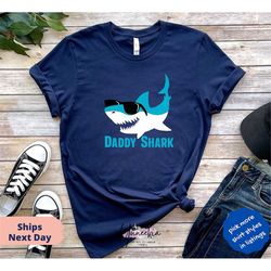 Daddy Shark Shirt, Baby Shark Shirt,Daddy Shark Gift,Fathers Day Gift, Funny Dad Gift Shirt, Custom Shark Family Shirts