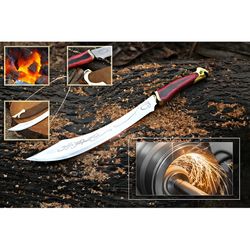 The Elven Knife of Strider: Magnificent Movie Replica with Wall Mount Display - USAVANGUARD