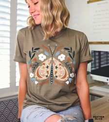 Celestial Shirt, Moth Butterfly T Shirts Moon Graphic Moon Phase Astrology Astronomy, Graphic Tees For Women, Boho, Vint
