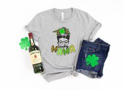 Lucky Mama Shirt,Shamrock Shirt,Saint Patricks Day Shirt,Patricks Day Mama Shirt,Saint Patricks Day Family Matching Shir