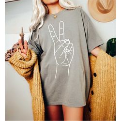 Peace Sign T-shirt, Vintage Inspired  Cotton T-shirt, Unisex Tee, Comfort Colors T-shirt, Peace Tee, Hippie Boho Tee
