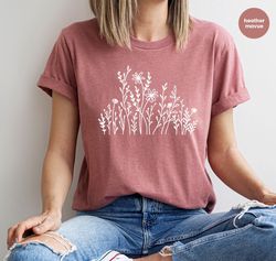 Flower Shirts, Floral Crewneck Sweatshirt, Gifts for Her, Aesthetic Clothing, Minimalist Shirts for Women, Wild Flowers
