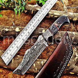 Custom Handmade Damascus Steel Hunting Skinner Knife With Horn & Dollar Sheet Handle. SK-11