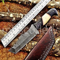 Custom Handmade Damascus Steel Hunting Skinner Knife With Horn & Bone Handle. SK-13