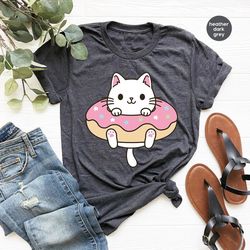 Gift for Mom, Vintage Cat Shirt, Gifts for Her, Cute Cat T-Shirt, Cat Crewneck Sweatshirt, Cat Shirts for Women, Cat Gra