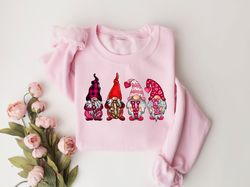 LOVE Gnome Valentines Sweatshirt, Gnome heart Shirt,Valentines Day Shirts For Woman,Valentines Day Gift,Happy Valentine'