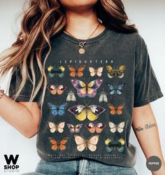 Butterfly Shirt, Comfort Colors Shirt, Fall Shirt, Floral shirt, Butterfly Lover, Butterfly Graphic, Women Tee, Valentin