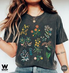 Wildflower Tshirt, Wild Flowers Shirt, Floral Tshirt, Flower Shirt, Oversized Women Tee, Ladies Shirts, Best Friend Gift
