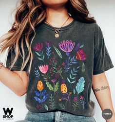 Wildflower Tshirt, Comfort Colors Shirt, Bohemian Floral Tshirt, Flower Shirt, Boho Gift for Women, Ladies Shirts, Hippi