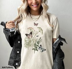 Flower t-shirt , Gift for her,  Women trendy t shirt, Spring concept, Wild meadow flower nature tee, Floral Oversized, G