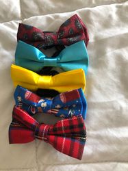 Colorful tie bow for cats and dogs