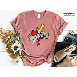 Pretty Mom Heart T Shirt, Mom Graphic Design Tee, Colorful Mom Heart Shirt, Women's Shirt, Premium Unisex Shirt