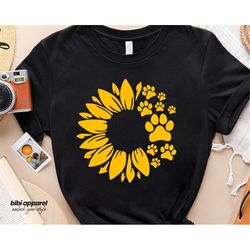 Sunflower Dog Paw Shirt, Dog Paw Shirt, Sunflower Shirt, Dog Lover Shirt, Dog Lover Shirt, Dog Paw Tee, Dog Mom Shirt, D