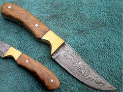 Hand Forged Damascus Steel Skinner Knife , Custom Hand Made Skinning Knife