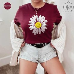 Daisy Shirt, Summer Gift Tee, Wildflower Shirt, Birth Month Flower, Flower Shirt, Floral Shirt, Spring Shirt, Minimalist