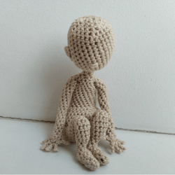 Crochet pattern: Doll Body, basic, base with hands that have Fingers