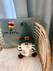 green gnome crochet pattern / christmas gnome / amigurumi pattern / plush pillow / plush pattern / easy crochet pattern