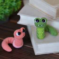 Worm and Snake crochet pattern, amigurumi Worm and Snake tutorial, DIY mini toy Worm, funny toy Snake