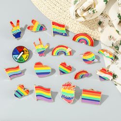 Creative Cute Rainbow Brooch Love Heart Metal Enamel Badge LGBT Flag Pin for Backpack Jacket for Gay