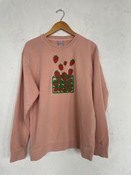 Strawberry Sweatshirt, Garden Sweatshirt, Screenprinted Sweatshirt, Gardening Gift, Foodie Gift