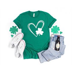St Patrick's Day Heart Shirt, St Patrick's day Couple Shirts, Lucky Shirt, Irish Couple Shirts, Shamrock Shirt, Clover H