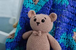 The Alien Amigurumi is a crochet toy pattern made with medium weight yarn that has a skill level of easy. Brand Lion Bra