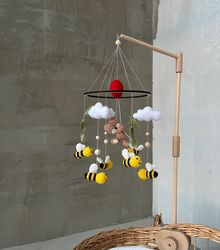 baby mobile bee, nursery decor ,baby shower gift, bee decor, neutral mobile