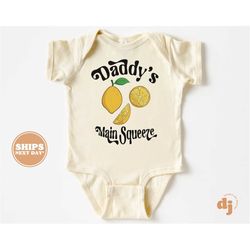 Baby Onesie - Daddy's Main Squeeze Bodysuit - Father's Day Baby Boy Retro Natural Onesie 5811