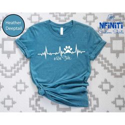 vet tech heartbeat shirt, veterinarian gift, vet tech shirt, vet tech gift, vet shirt, vet tech, veterinarian, veterinar
