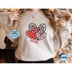 Leopard Print Valentine Day Shirts For Woman, Cute Heart xoxo Shirt ,Graphic Tee For Woman, Woman T-shirt, Woman Funny G