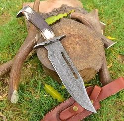 Remarkable hand forge damscus steel hunting bowie knife