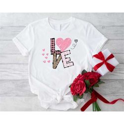 Love Leopard Shirt, Womens Valentines Day Gift, Love Heart Shirt, Girls Valentines Day Shirt, Cute Heart Shirt,Valentine