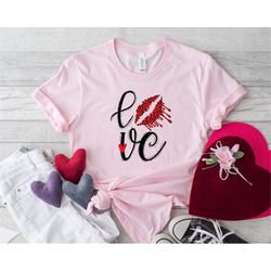 Valentine love Lips Shirt,Heart Shirt,Love Shirt,Leopard Print Shirt,Retro Leopard Shirt,Leopard Design For Women Shirt,